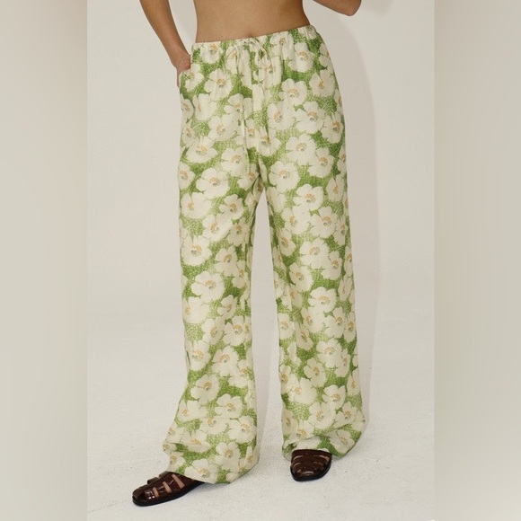 Bailey Rose Floral Set (blouse+pants) NWOT - Picture 5 of 12